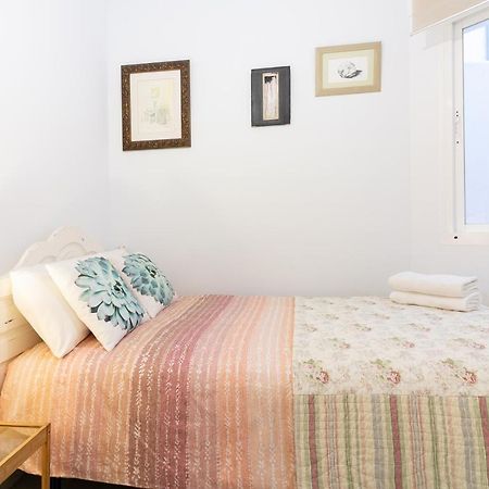 Apartamento Vicky Victoria Malaga Exterior photo